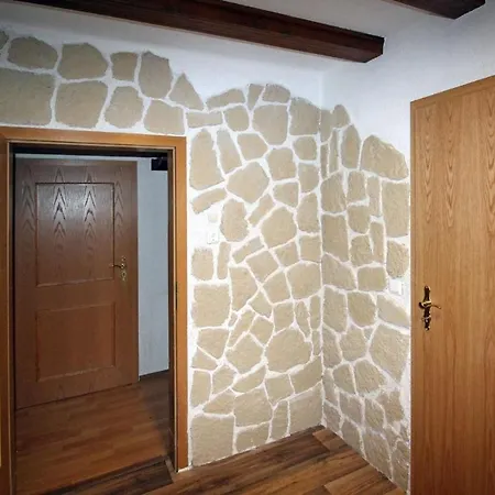 Daire Ferienwohnung Fur Zwei Personen Mit Schonem Garten Am Waldrand Waldsassen