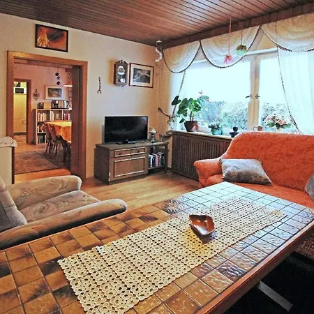 Ferienwohnung Fur Zwei Personen Mit Schonem Garten Am Waldrand Daire Waldsassen
